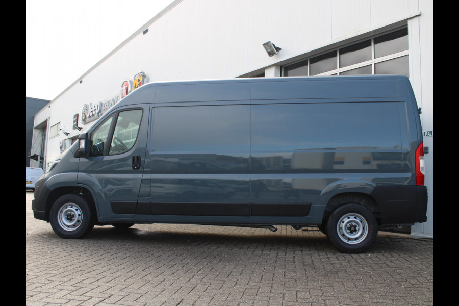 Fiat Ducato 2.2 MultiJet L3H2 140pk MT 3.3t |  270° | Laadruimte afw. | All Season | Dubbel Veerblad | Clima | Navi | Carplay | Digital Cockpit | Premium | Camera | Beschikbaarheid in overleg !