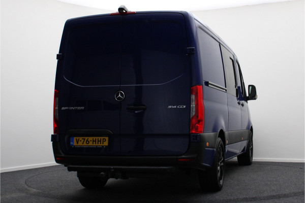 Mercedes-Benz Sprinter 314 CDI Aut. L2H1 DC 6-zits Leer, Camera, Apple Carplay, Standkachel, Cruise, Airco, Trekhaak, 18''