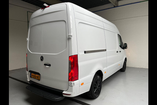 Mercedes-Benz Sprinter AUTOMAAT 316 2.2 CDI 160PK L2H2 EURO VI-D, 3 persoons, M-BUX navigatie, Licht metalen velgen, RIJKLAARPRIJS