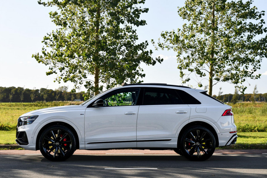 Audi Q8 55 TFSI e quattro BTW,3x S-Line. Luchtv, Softclose, Pano, ACC, 23'',B&O, Stuurvw, Keyless, Camera, Trekhaak, CarPlay!