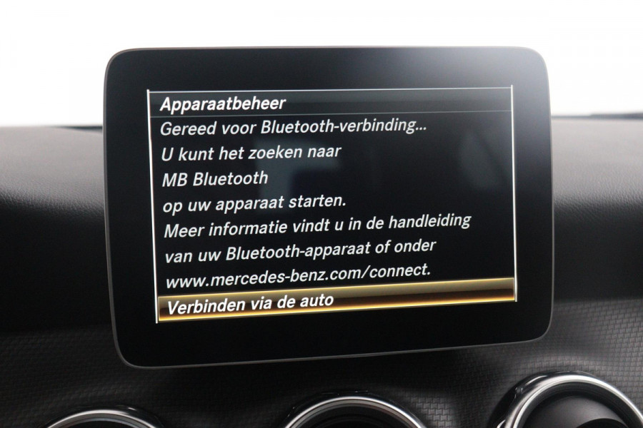 Mercedes-Benz GLA 180 Business Solution(NL-auto, 1e Eig, Dealer onderH, Navi Groot,Camera, StoelV,Parkeersensoren V+A, Etc)