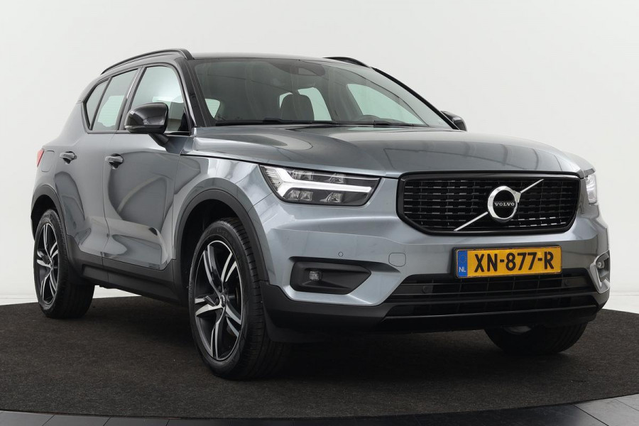 Volvo XC40 2.0 T4 R-Design | Trekhaak | Stoelverwarming | Adaptive cruise | Camera | Leder/Alcantara | Navigatie | Full LED