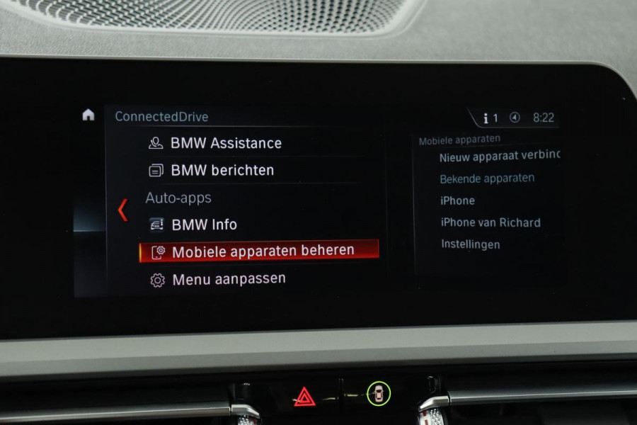 BMW 3-serie 318d Advantage | Leder | Navigatie | Bluetooth | DAB+ | Climate control | PDC | Cruise control