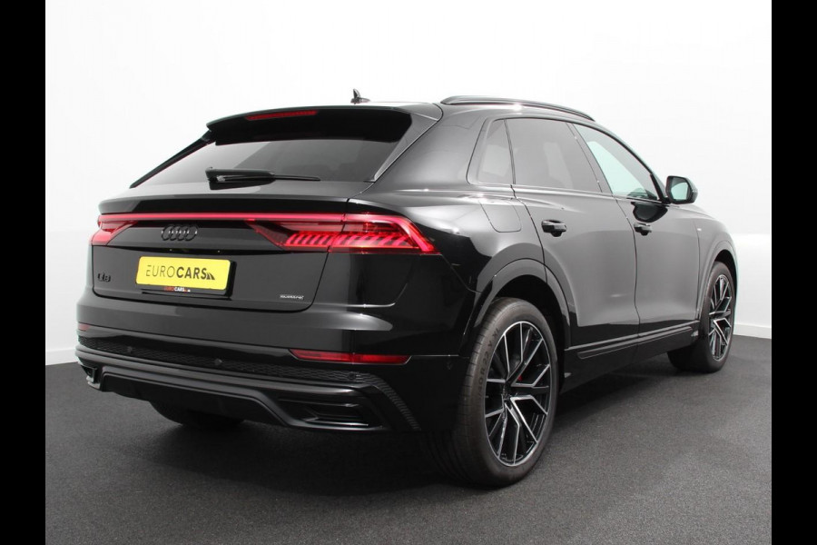 Audi Q8 55 TFSI e quattro Pro Line S Competition Plus | Leder | Carbon Pack | LED | Adaptief cruise control | 381 PK | Navigatie | Climate control | 360* camera | Elektrische achterklep