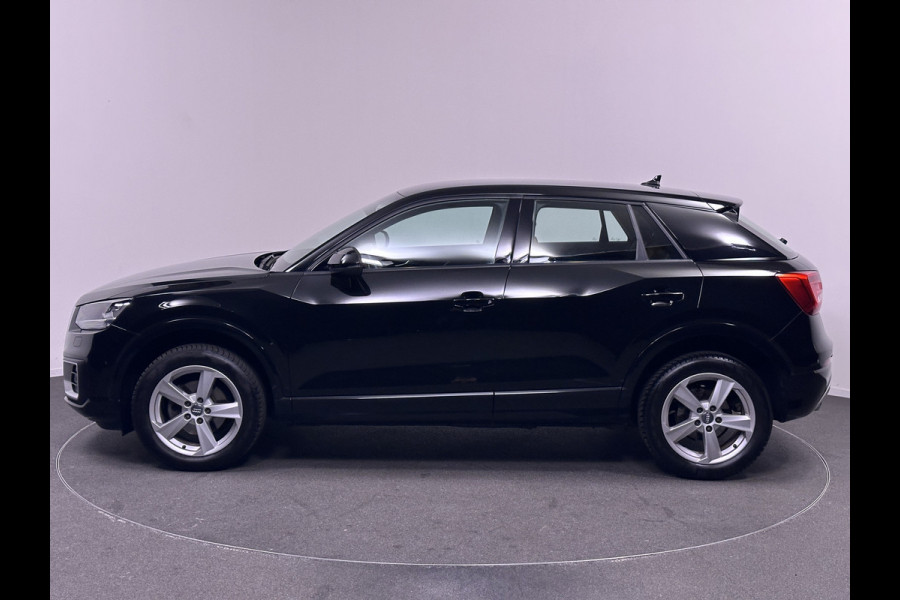 Audi Q2 30 TFSI Advanced edition | Carplay | Stoelverwarming | Cruise Control | Parkeersensor | Spraak Bedinging | Climate Control Connected Services |