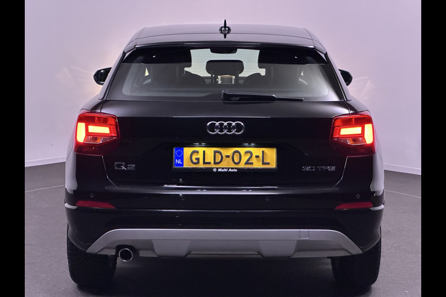 Audi Q2 30 TFSI Advanced edition | Carplay | Stoelverwarming | Cruise Control | Parkeersensor | Spraak Bedinging | Climate Control Connected Services |