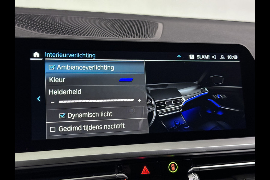 BMW 3 Serie Touring 330e Sportline Plug in Hybrid 293pk PHEV | Lederen Sportstoelen | Trekhaak af Fabriek | Adaptive Cruise | Harman Kardon | Laser LED | Head Up | Sfeerverlichting | Apple Carplay |