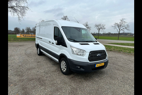 Ford Transit 350 2.0 TDCI 131pk L2H2 3Pers. Camera Navigatie PDC SYNC3 Airco Trekhaak(2750kg!) Camera Lengte 3 hoogte 2 Trend 385Nm/1500trpm