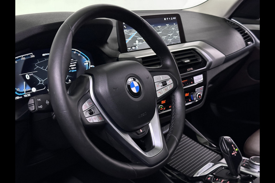 BMW X3 xDrive30e Sportline Plug In Hybrid Dealer O.H PHEV | Panodak | Adaptive Cruise | Lederen Sportstoelen | Apple Carplay | Camera | Adaptive LED | Stuurverwarming |