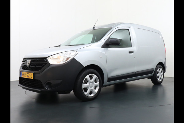 Dacia Dokker 1.5DCi 75PK Airco Navi Trekhaak Schuifdeur Cruise Control PDC DAB Betonplex Vloer Lat om Lat Betimmering Bluetooth Pack Comfort Euro 6