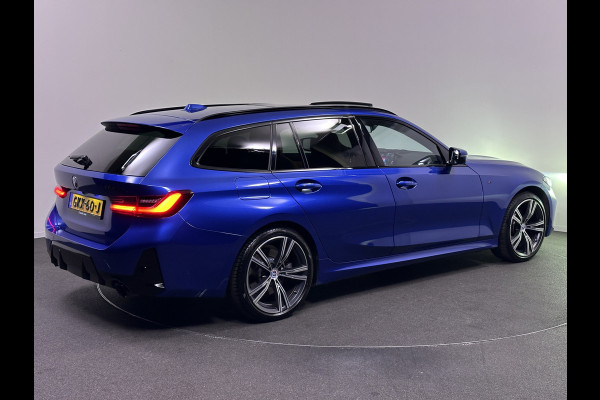 BMW 3 Serie Touring 330e M Sport Facelift Plug In Hybrid PHEV | Panodak | Lederen Competition Stoelen Memory | Trekhaak af Fabriek | Widescreen Navi | Head Up | 19 "L.M | Camera | Apple Carplay |