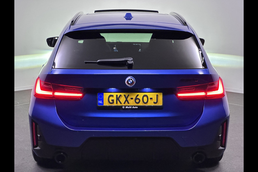 BMW 3 Serie Touring 330e M Sport Facelift Plug In Hybrid PHEV | Panodak | Lederen Competition Stoelen Memory | Trekhaak af Fabriek | Widescreen Navi | Head Up | 19 "L.M | Camera | Apple Carplay |