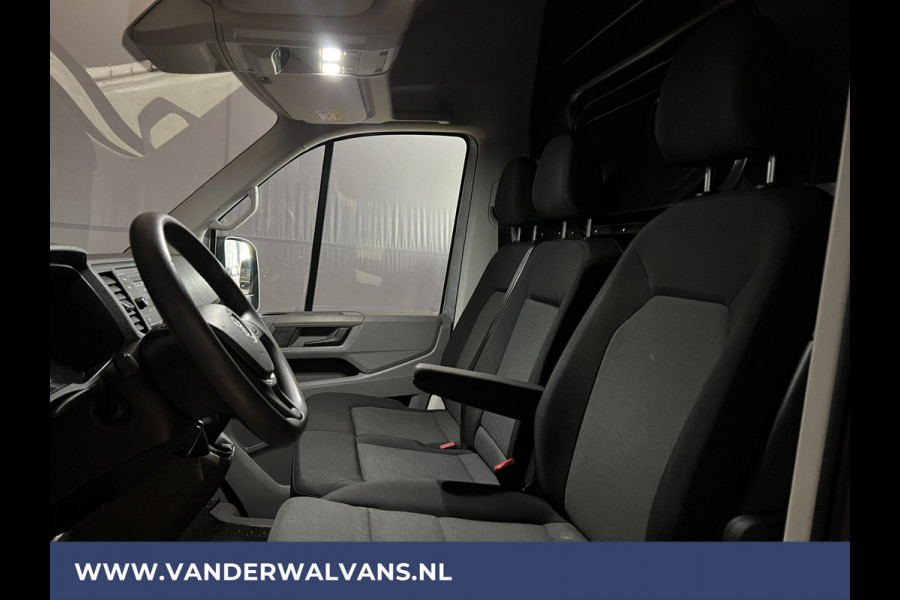 Volkswagen Crafter 2.0 TDI 141pk L3H3 L2H2 Euro6 Airco | 3000kg Trekhaak | Cruisecontrol Bijrijdersbank