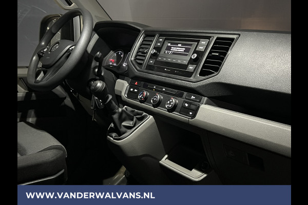 Volkswagen Crafter 2.0 TDI 141pk L3H3 L2H2 Euro6 Airco | 3000kg Trekhaak | Cruisecontrol Bijrijdersbank