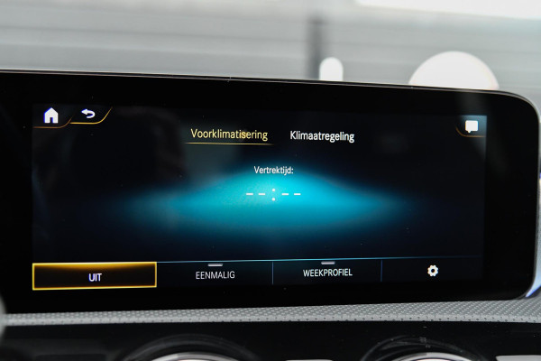 Mercedes-Benz A-Klasse 250 e AMG Edition. BTW, Pano, Burm, Sfeer, CarPlay, Multibeam!