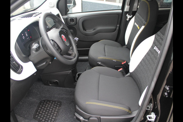 Fiat Panda Hybrid Pandina | Airco | Cruise | Priv Glass | Dakrails | 15" | PDC | Apple Carply | Nero Cinema