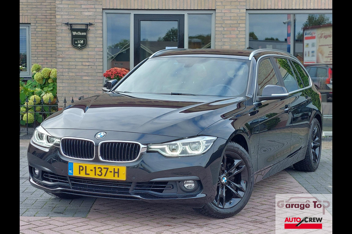 BMW 3 Serie Touring 318i High Executive | Leder | Navi | NL auto | Stoelverwarming