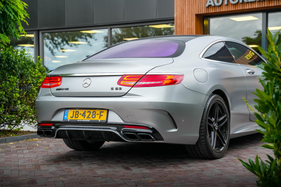 Mercedes-Benz S-Klasse Coupé AMG 63 4Matic Panoramadak Kleppenuitlaat Burmester