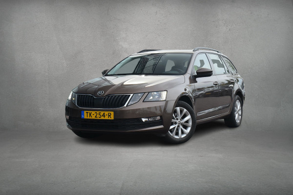 Škoda Octavia Combi 1.6 TDI Greentech Ambition Business | Trekhaak | Apple CarPlay | Climate | Cruise