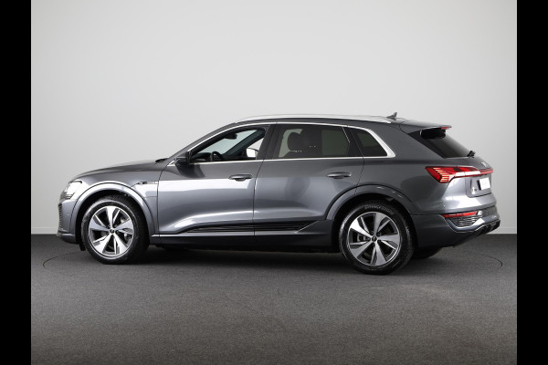 Audi Q8 e-tron S Edition 50 250kw/340pk 95Kwh SUV Elektr. aandrij VAN € 78190,-. VOOR € 69990,-.