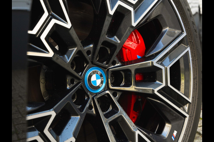 BMW i5 Touring eDrive40 M-Sport Pro - Pano - Driving Ass Prof - Harman-Kardon - Stoelventilatie