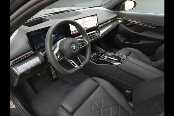 BMW i5 Touring eDrive40 M-Sport Pro - Pano - Driving Ass Prof - Harman-Kardon - Stoelventilatie