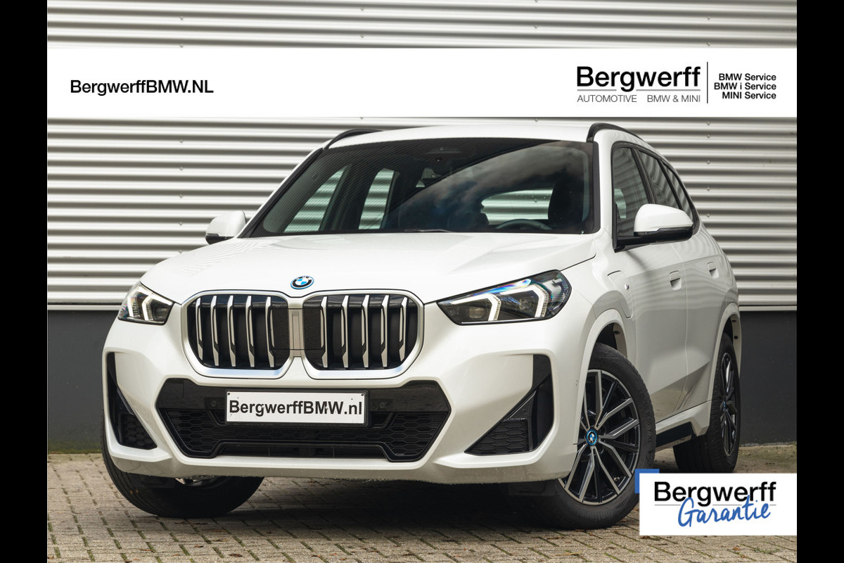 BMW X1 xDrive25e M-Sport - Adaptive LED - Stoelverwarming - Camera - Parking Ass