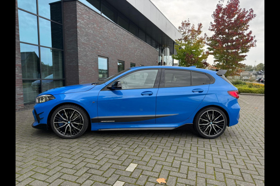 BMW 1-serie M135i xDrive High Executive