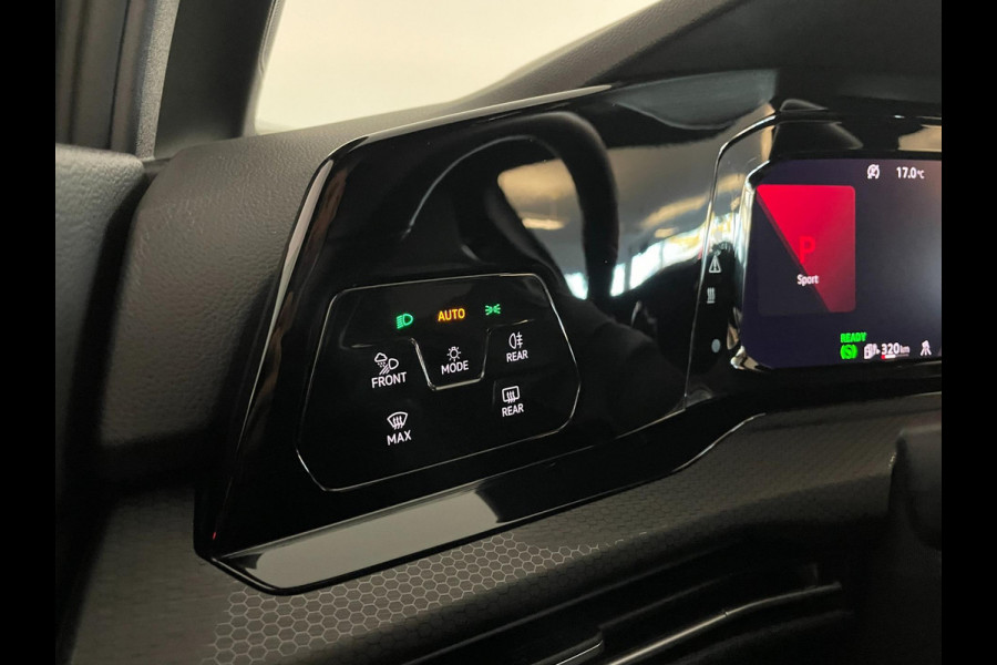 Volkswagen Golf 1.4 eHybrid GTE AIRCO NAVI CRUISE BLUETOOTH APPLE CARPLAY GROOT SCHERM ELEK RAMEN NIEUWSTAAT