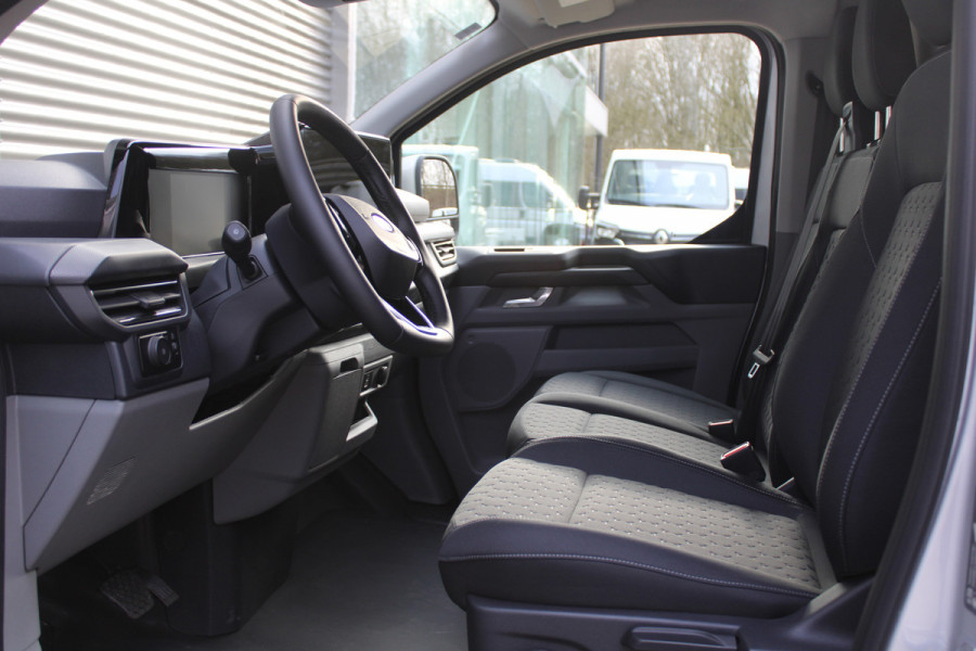 Ford Transit Custom 300 2.0 TDCI L2H1 Limited 136pk - Navigatie - Camera - Carplay - LED koplampen - Stoelverwarming - 70l tank - Trekhaak - Rijklaa