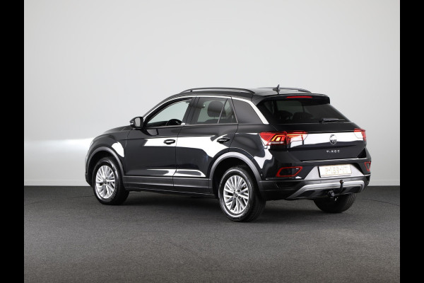 Volkswagen T-Roc 1.5 TSI Life Business 150 pk | Automaat (DSG) | Navigatie | Trekhaak | Camera