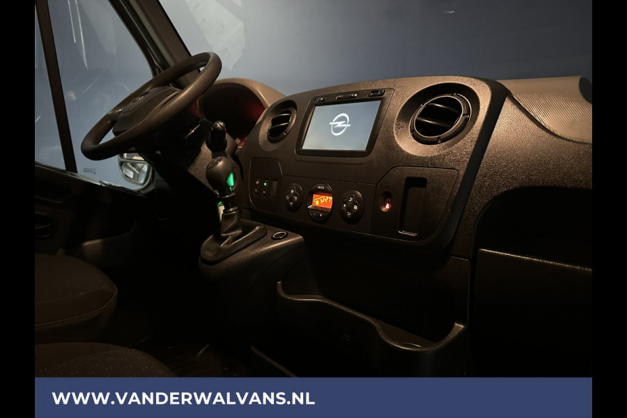 Opel Movano 2.3 CDTI 131pk **BPM VRIJ voor de Ondernemer** L2H2 Euro6 Airco | Imperiaal | Navigatie | 2500kg Trekhaak | Cruisecontrol 270gr achterdeuren, Bijrijdersbank, Bluetooth-telefoonvoorbereiding