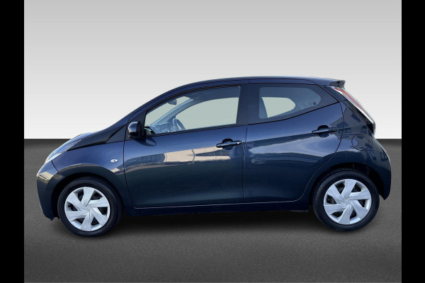 Toyota Aygo 1.0 VVT-i x-play | navigatie | Apple Carplay/Android Auto | airco | cruise control | achteruitrij-camera