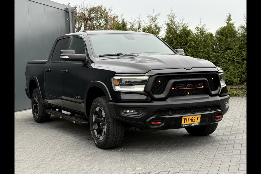 Dodge Ram 1500 5.7 V8 / REBEL / LUCHTVERING / 12" SCHERM / TREKHAAK 3.5T / PANO / GORILLA EXHAUST / TRAIN HORN / CAMERA / LPG / ECC / CRUI