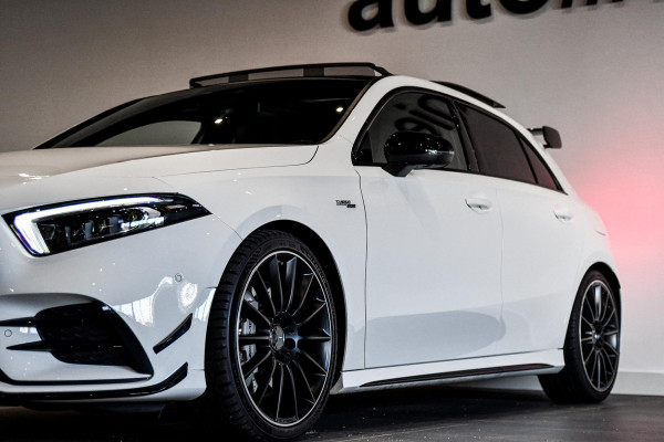 Mercedes-Benz A-Klasse AMG 35 4MATIC Aero. Perf stuur, Pano, Burm, 360, Dodeh, CarPlay, Multibeam, Sfeer!