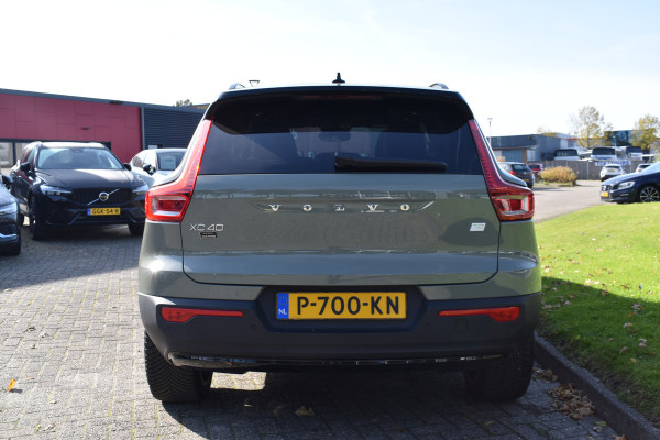 Volvo XC40 Recharge Twin Pro / Sage Green / 20" / Panoramadak / Elektrisch verstelbare voorstoelen /