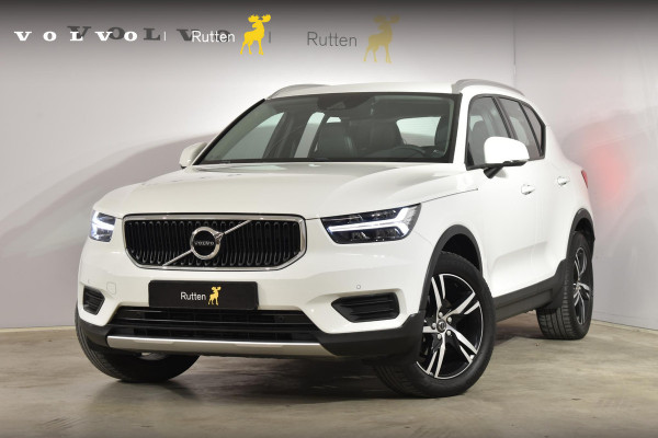 Volvo XC40 T3 156PK Momentum / Navigatie / Elektrische achterklep / Semi elektrisch uitklapbare trekhaak / Camera achter / Park Assist voor en achter