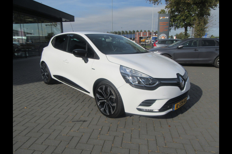 Renault Clio 1.2 TCe Zen Automaat, Navigatie, Climat Control, PDC