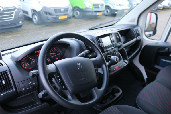 Peugeot Boxer 2.2 BlueHDi 165pk Bakwagen Koelwagen Dag en Nacht