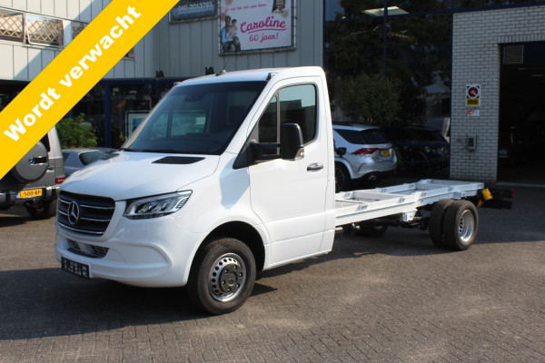 Mercedes-Benz Sprinter 519 CDI 3500 kg trekhaak, LED, MBUX 10.25, Geveerde stoel Distronic 5500kg