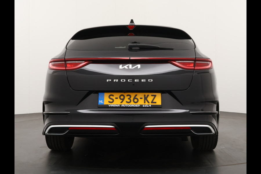 Kia ProCeed 1.5 T-GDi GT-PlusLine - LED-verlichting - LM-Velgen - Navigatie - Camera - Adapt. Cruise Control - Climate Control - Fabrieksgarantie tot 21-02-2030