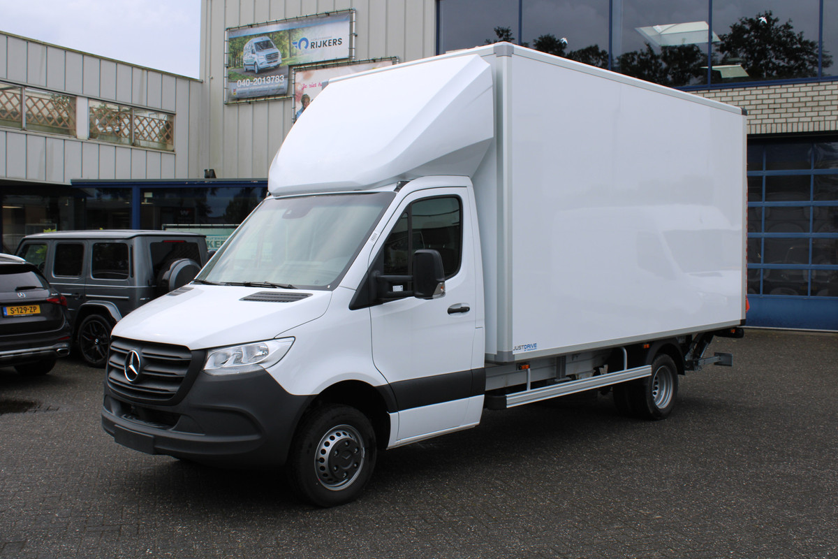 Mercedes-Benz Sprinter 517 CDI L3 RWD Bakwagen met laadklep Dhollandia klep 1000 KG, MBUX, Extra accu met relais, N63 Poelie