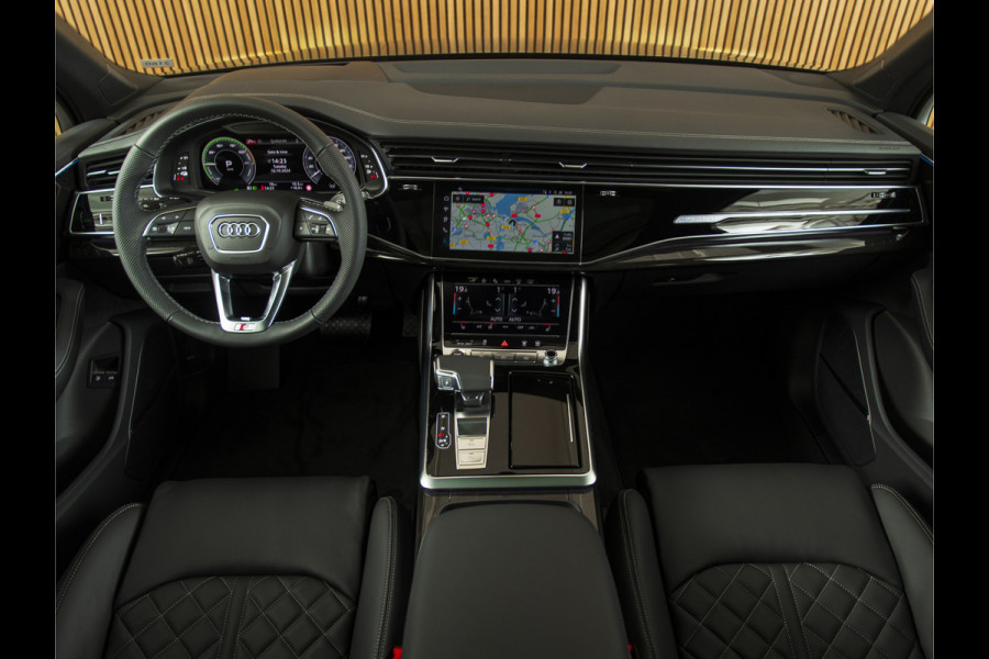 Audi Q7 55 TFSI e quattro B&O-22"-PANO-TOUR-CITY-PARKING