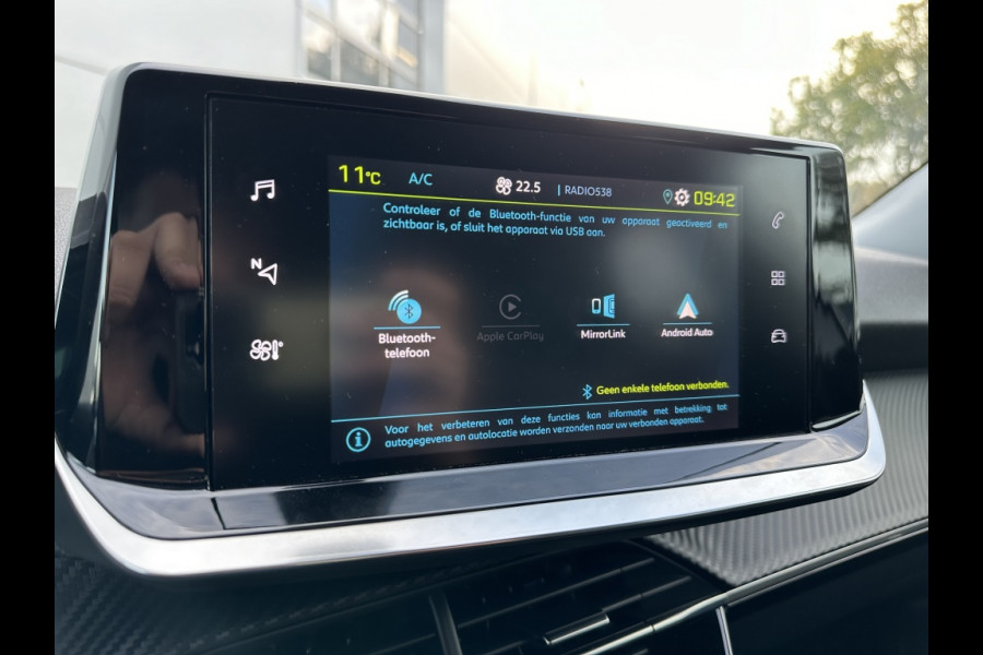 Peugeot e-2008 EV Allure Pack 50 kWh | Trekhaak | Carplay |