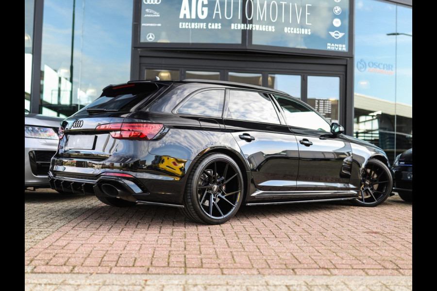 Audi RS4 Avant 2.9 TFSI A4 quattro | Dynamic-Pakket | Maxton Design Bodykit | 20" LM | Camera | B&O | Carplay |