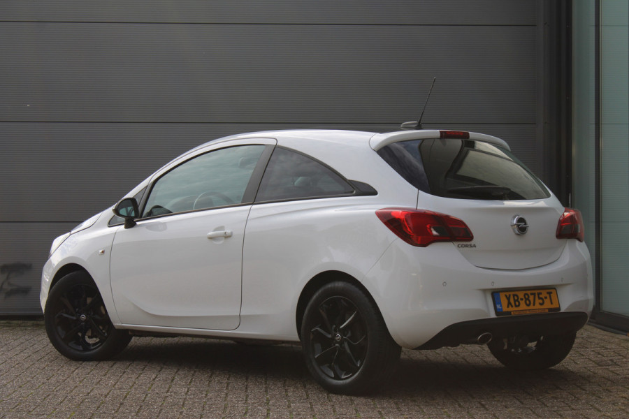 Opel Corsa 1.4 90PK Black Edition | Trekhaak | Cruise control | Parkeersensoren | Origin NL | 1e Eigenaar