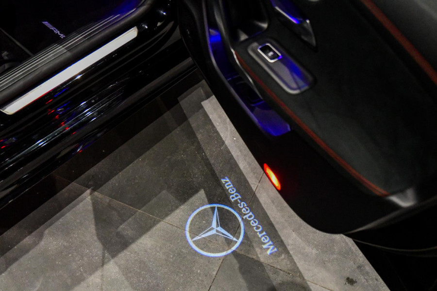 Mercedes-Benz CLA-Klasse 250 e AMG Night, Pano, Distro+, Keyless, Camera, Dodeh, Sfeer, CarPlay, Multibeam!