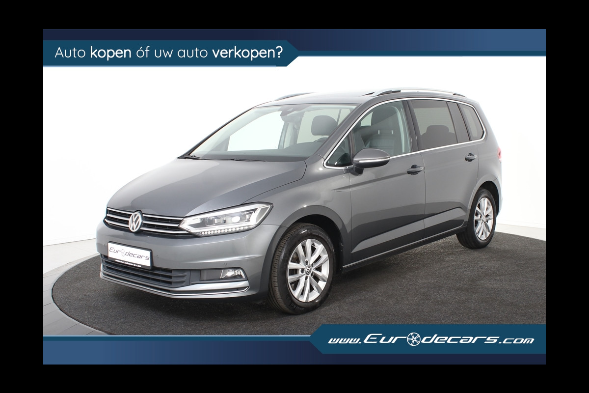 Volkswagen Touran 1.6 TDI Highline *Panoramadak*Trekhaak*