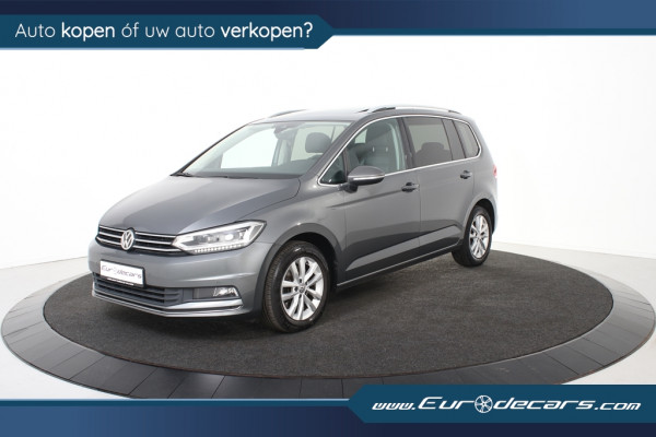 Volkswagen Touran 1.6 TDI Highline *Panoramadak*Trekhaak*