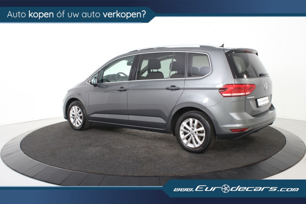 Volkswagen Touran 1.6 TDI Highline *Panoramadak*Trekhaak*